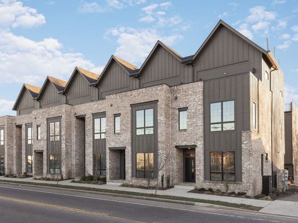 738 Douglas Ave, Unit 4, Nashville, TN 37207