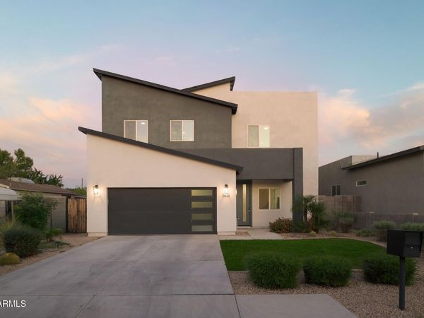 2821 N 28TH Place, Phoenix, AZ 85008