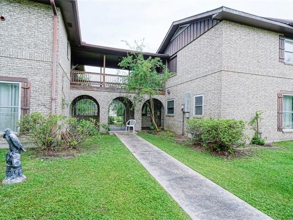 528 LEGENDRE Drive, Slidell, LA 70460
