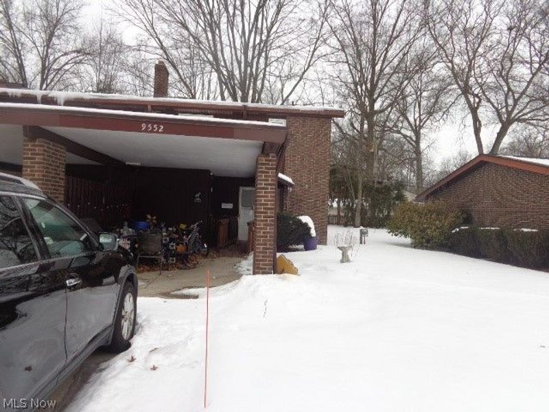 9552 Fernwood Drive, Olmsted Falls, OH 44138 Photo 14