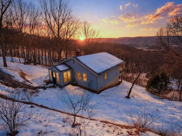 99 LAUREL LN, FORT VALLEY, VA 22652