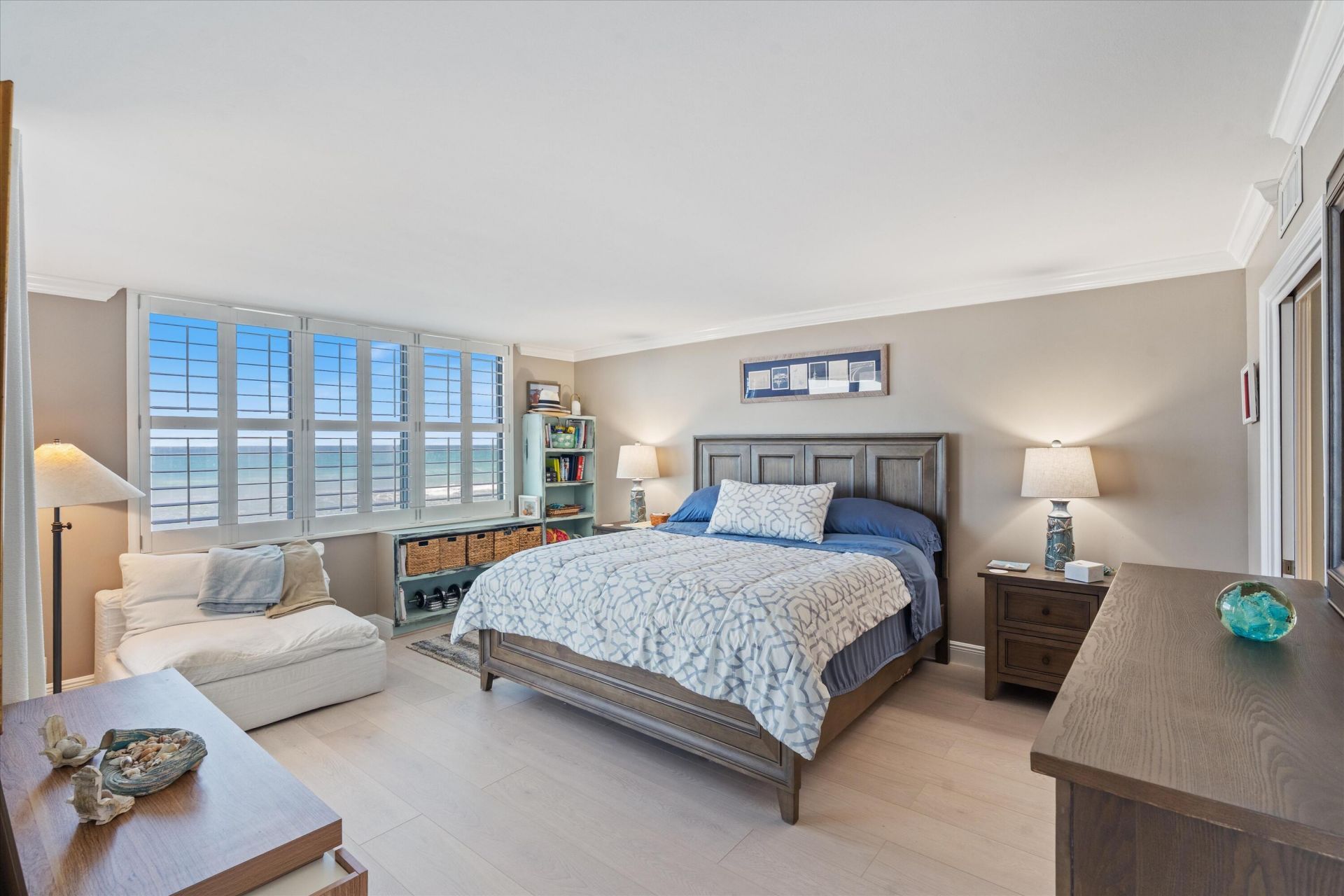 900 Ocean Drive, Unit 107, Juno Beach, FL 33408 Photo