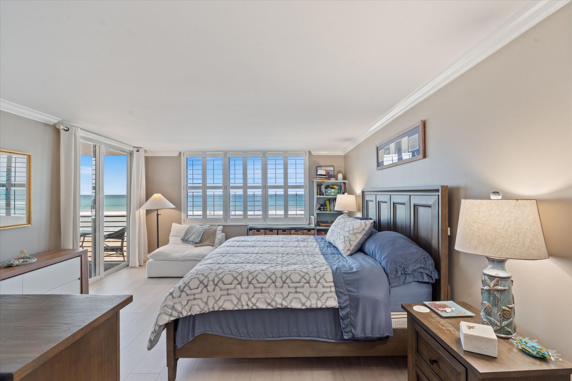 900 Ocean Drive, Unit 107, Juno Beach, FL 33408 Photo