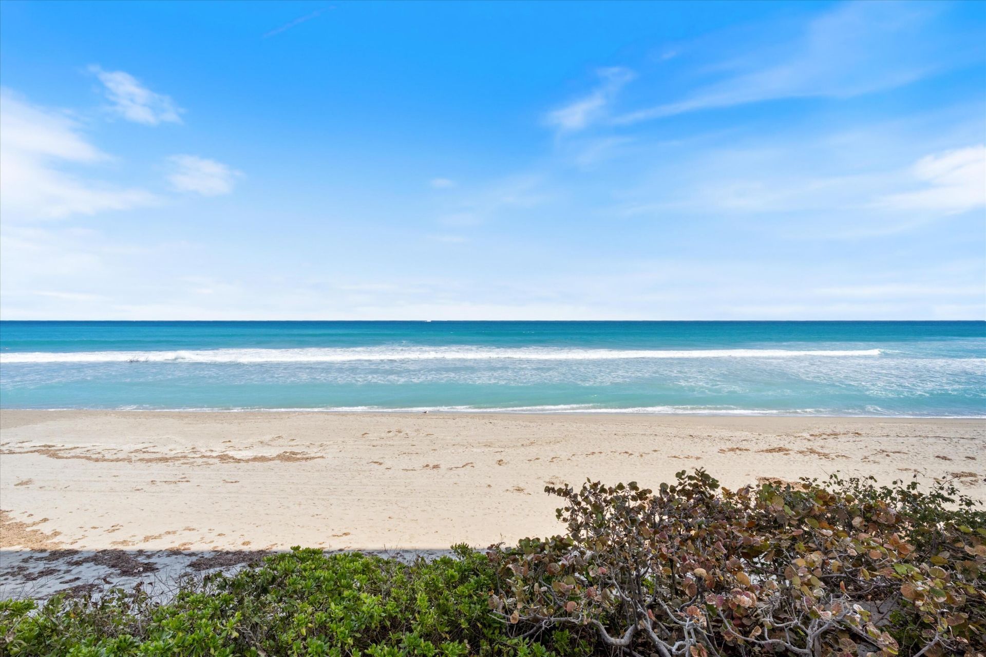 900 Ocean Drive, Unit 107, Juno Beach, FL 33408 Photo