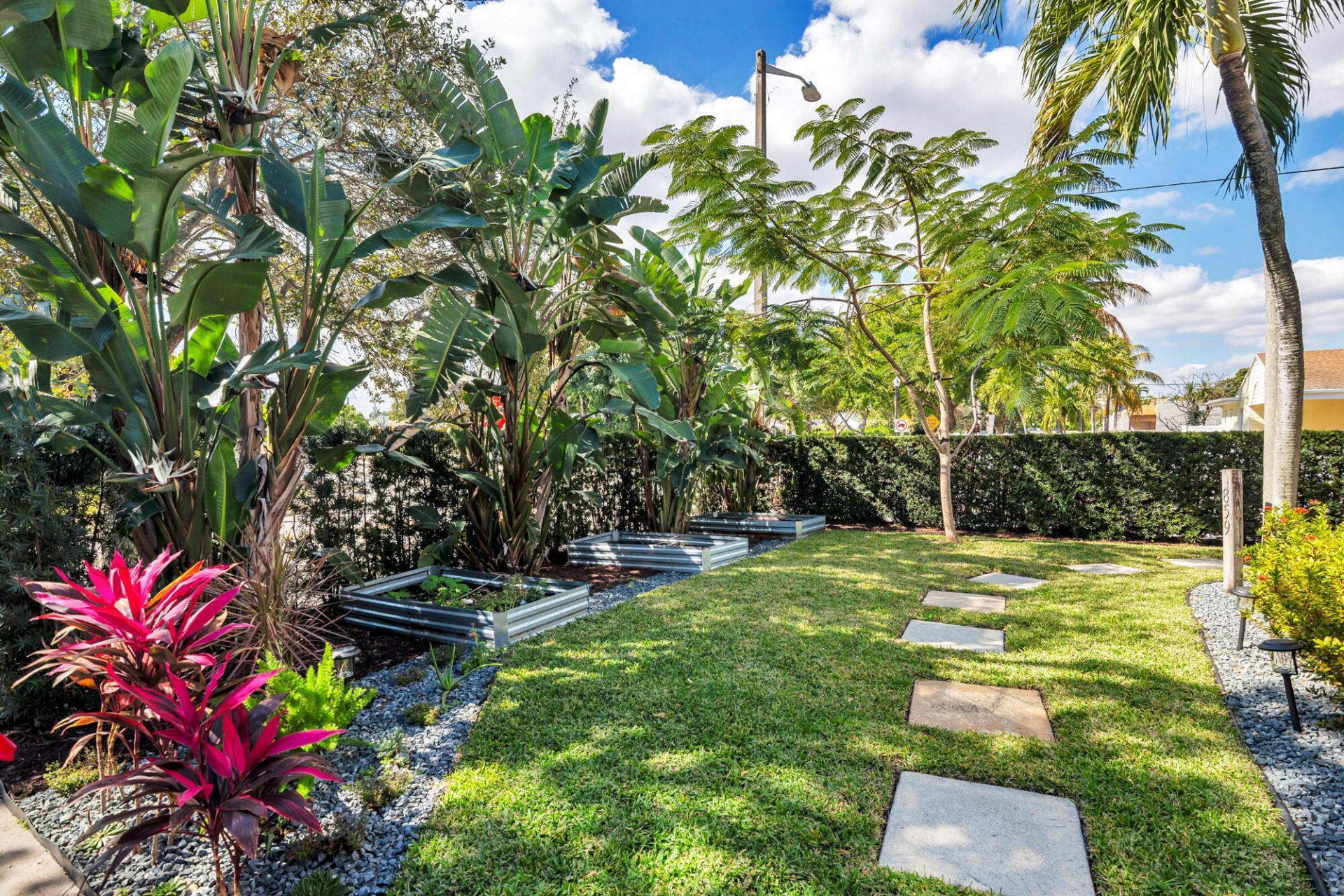 859 Sunset Road, West Palm Beach, FL 33401 Photo