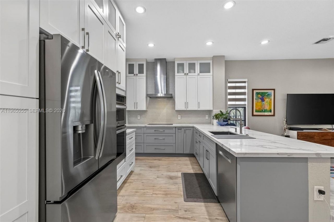 8782 NW 41st St, Cooper City, FL 33024 Photo