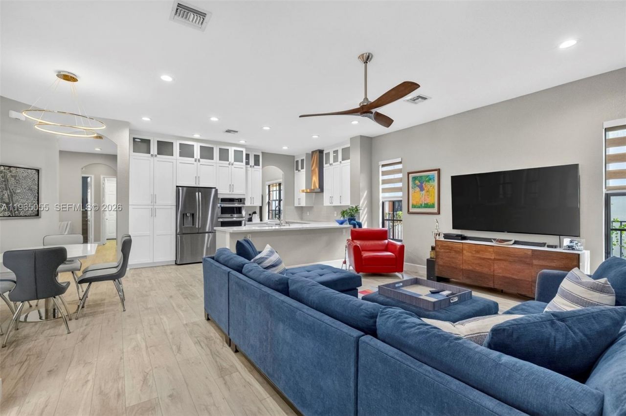 8782 NW 41st St, Cooper City, FL 33024 Photo