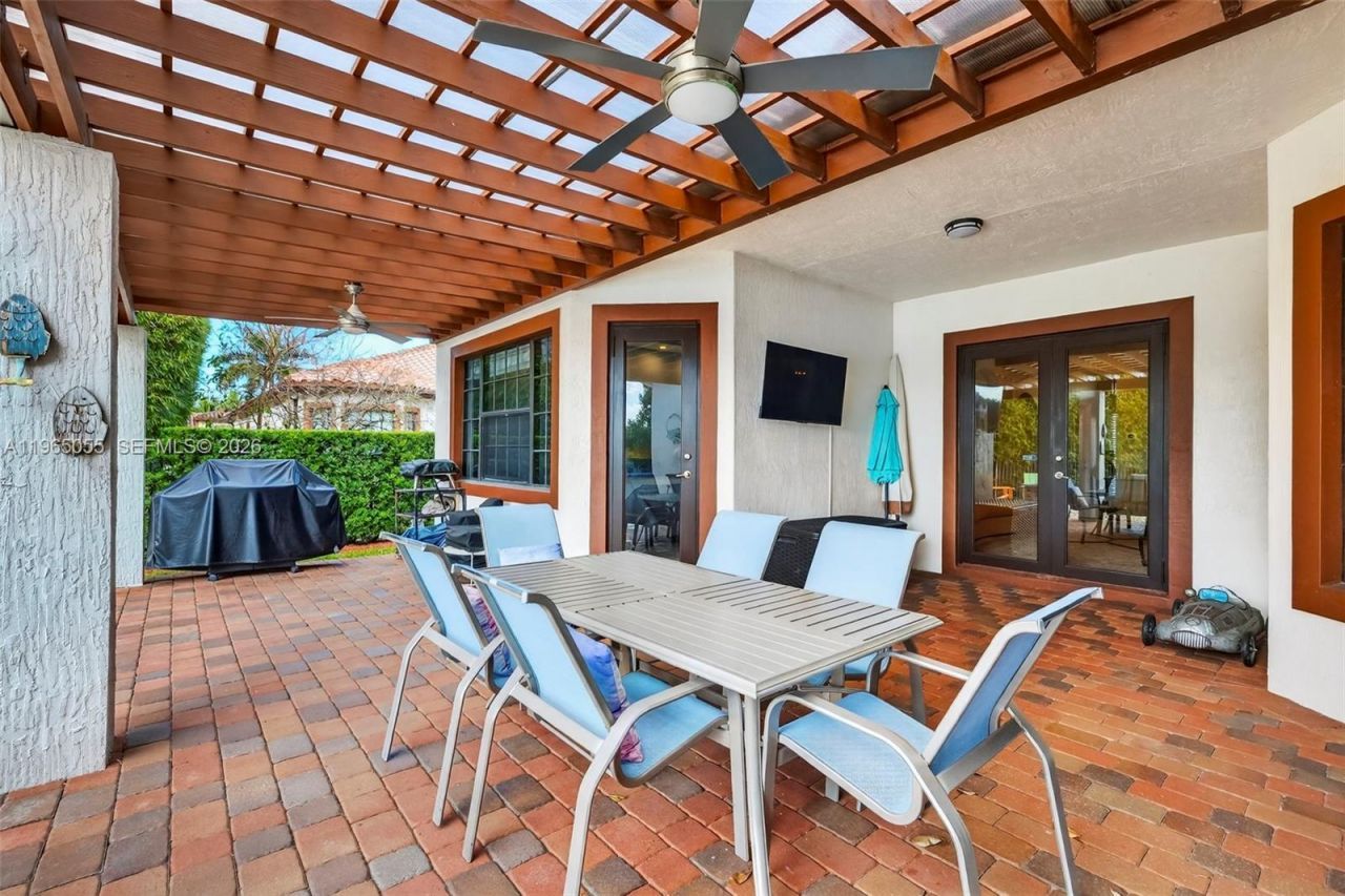 8782 NW 41st St, Cooper City, FL 33024 Photo