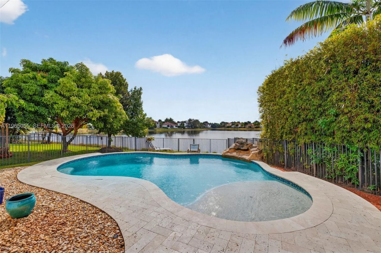 8782 NW 41st St, Cooper City, FL 33024 Photo