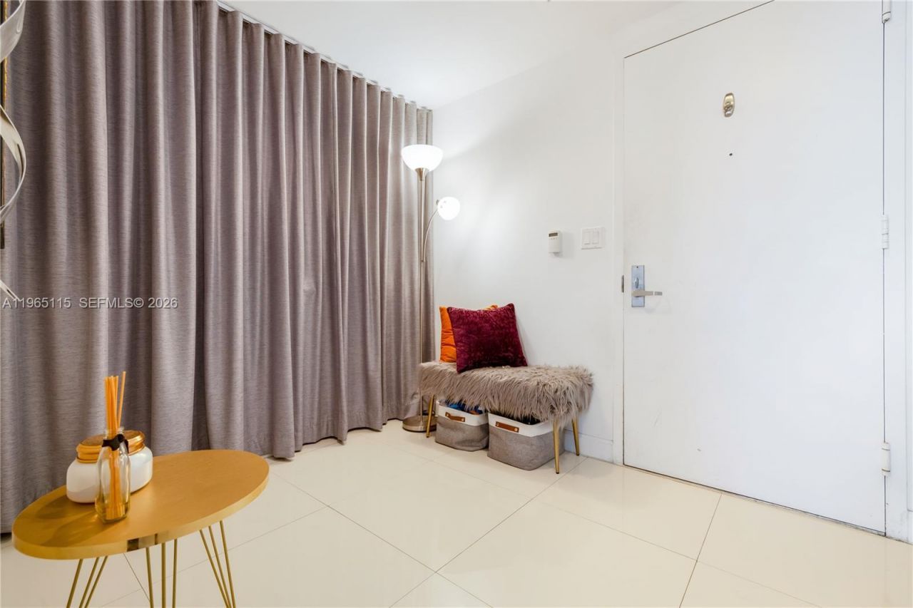 495 Brickell Ave , Unit 4704, Miami, FL 33131 Photo