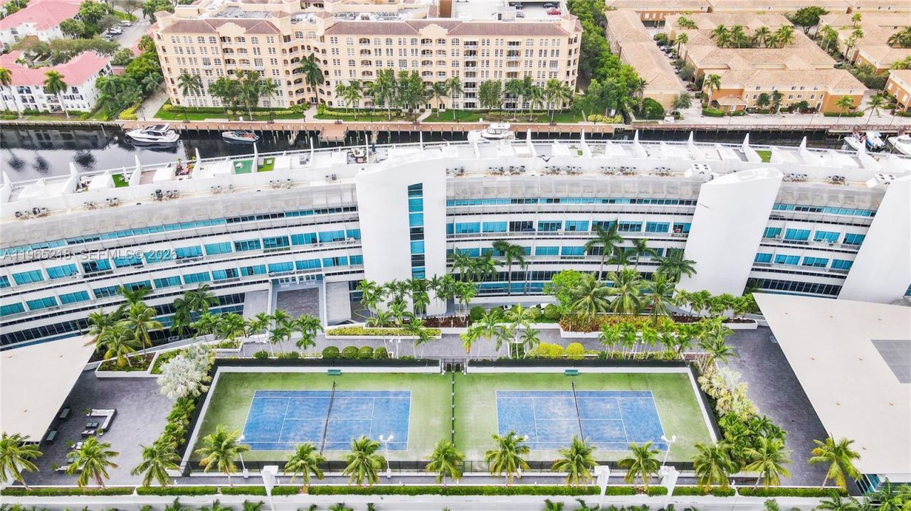 2950 NE 188th St , Unit 404, Aventura, FL 33180 Photo
