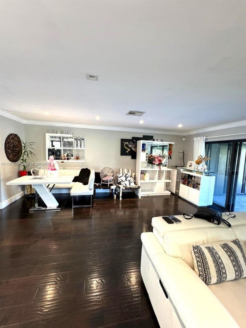 9189 NW 45th St, Sunrise, FL 33351 Photo