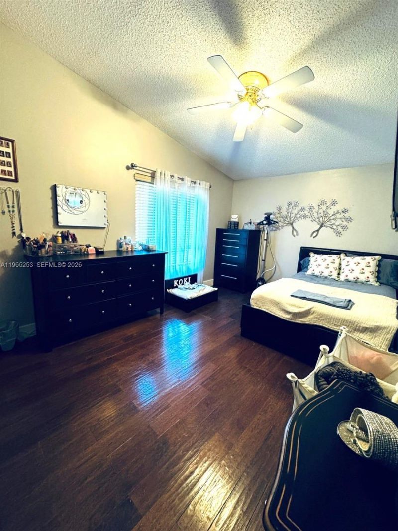 9189 NW 45th St, Sunrise, FL 33351 Photo