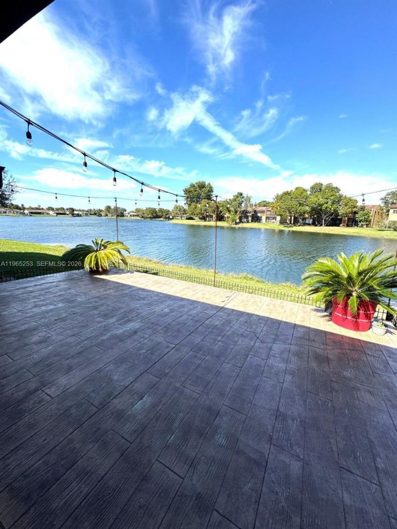 9189 NW 45th St, Sunrise, FL 33351 Photo