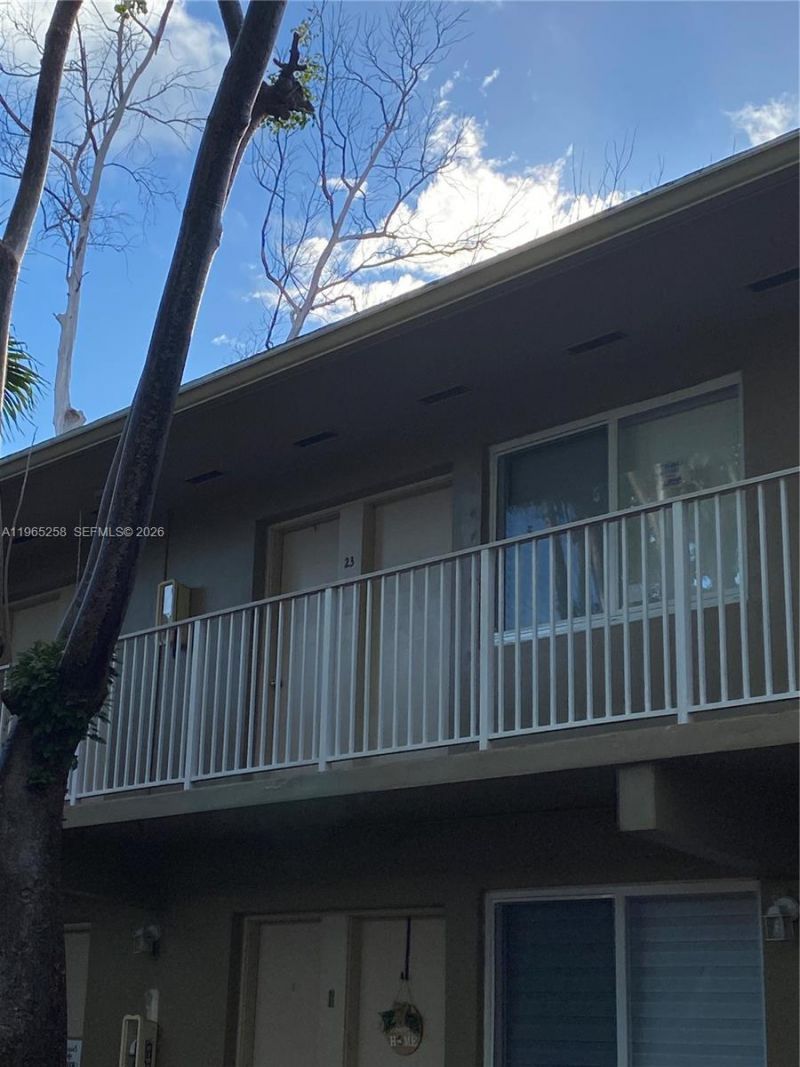 6330 SW 79th St, Unit 23, South Miami, FL 33143 Photo