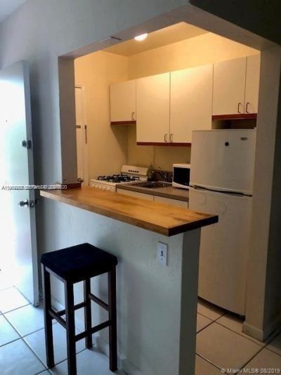 6330 SW 79th St, Unit 23, South Miami, FL 33143 Photo