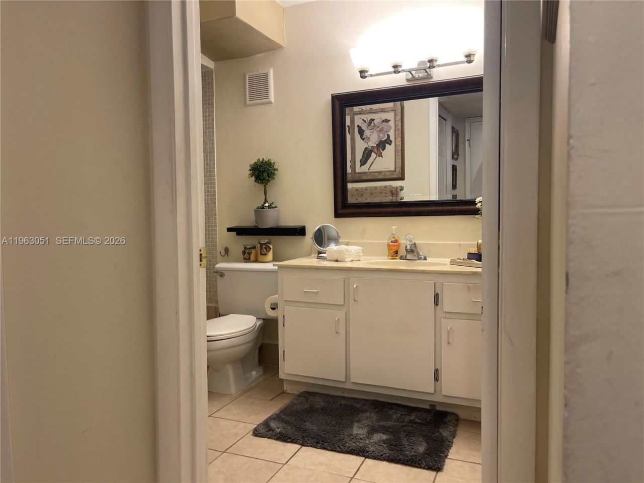 16475 Golf Club Rd, Unit 309, Weston, FL 33326 Photo