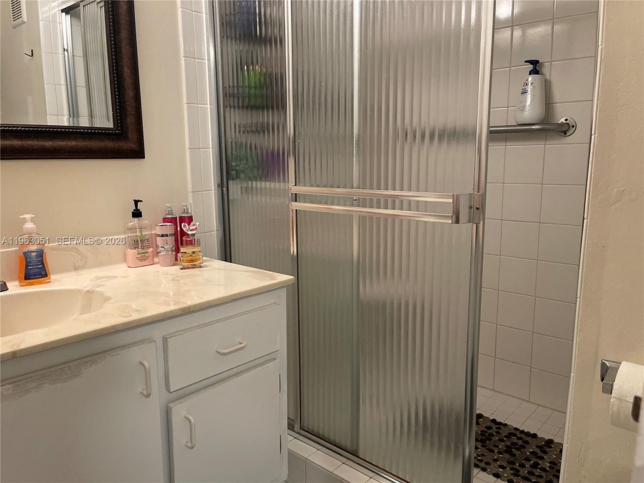 16475 Golf Club Rd, Unit 309, Weston, FL 33326 Photo