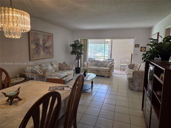 8834 W Mcnab Rd, Unit 201, Tamarac, FL 33321
