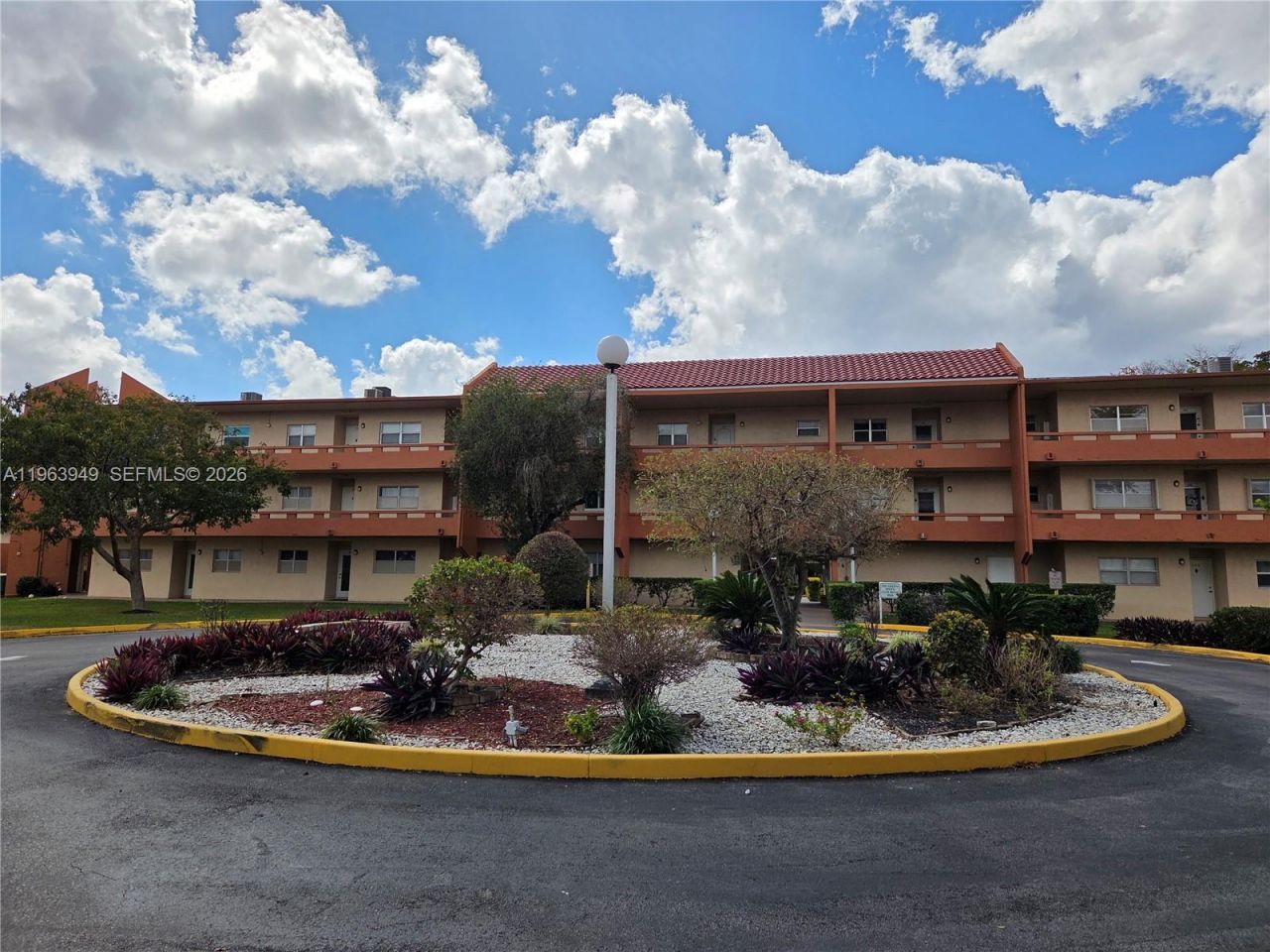 8834 W Mcnab Rd, Unit 201, Tamarac, FL 33321 Photo
