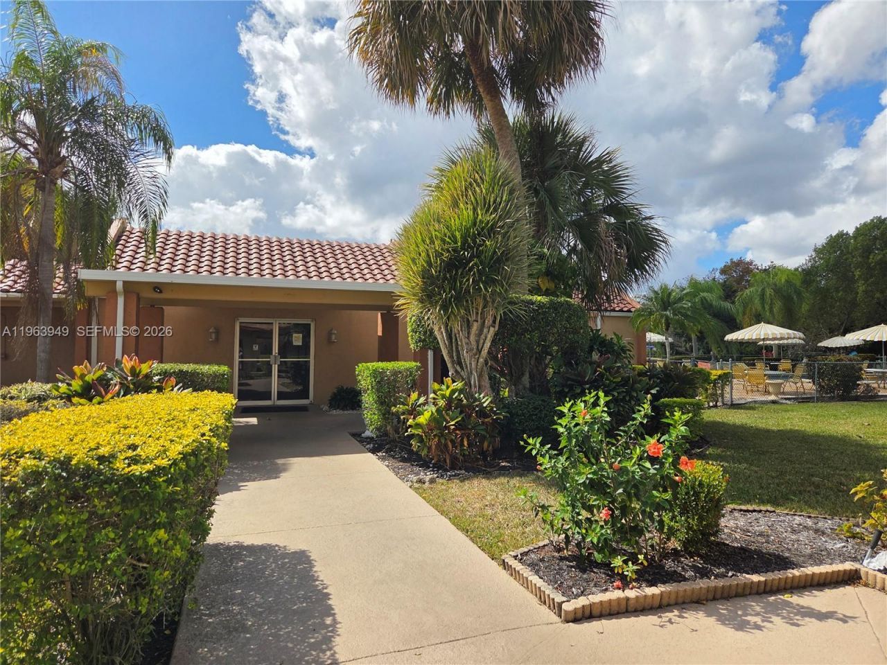 8834 W Mcnab Rd, Unit 201, Tamarac, FL 33321 Photo