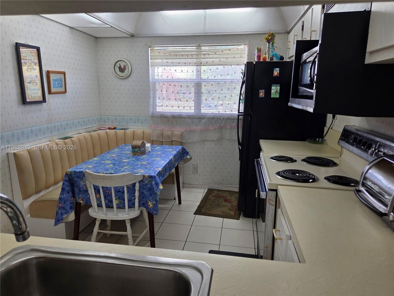 8834 W Mcnab Rd, Unit 201, Tamarac, FL 33321 Photo