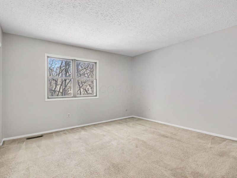 5685 Great Woods Boulevard, Columbus, OH 43231 Photo 11