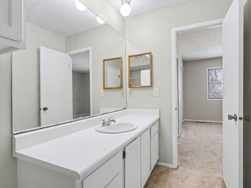 5685 Great Woods Boulevard, Columbus, OH 43231 Photo 15