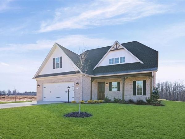 152 Emerald Drive, Lexington, NC 27295