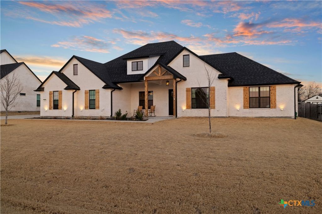 230 Sand Flat Lane, Temple, TX 76502 Main Photo