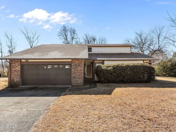 3607 Mandy Lane, Morehead City, NC 28557