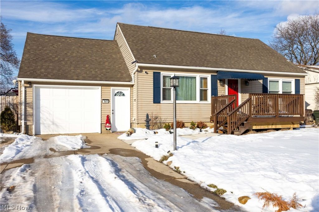 141 Elma Drive, Elyria, OH 44035 Main Photo