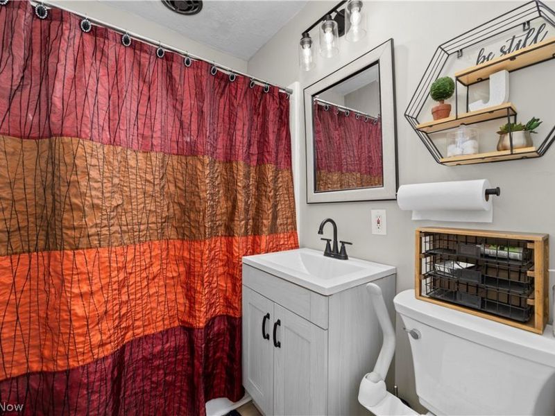 141 Elma Drive, Elyria, OH 44035 Photo 14