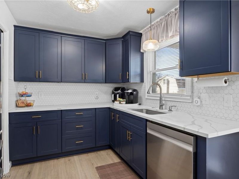 141 Elma Drive, Elyria, OH 44035 Photo 8