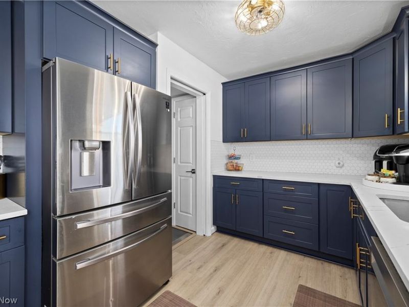 141 Elma Drive, Elyria, OH 44035 Photo 9