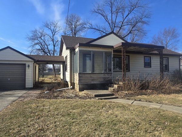 151 E Park Street, Chebanse, IL 60922