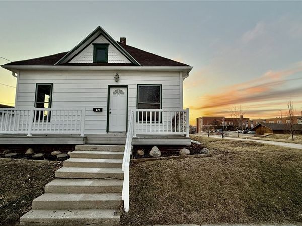 12 N 12th Street, Marshalltown, IA 50158