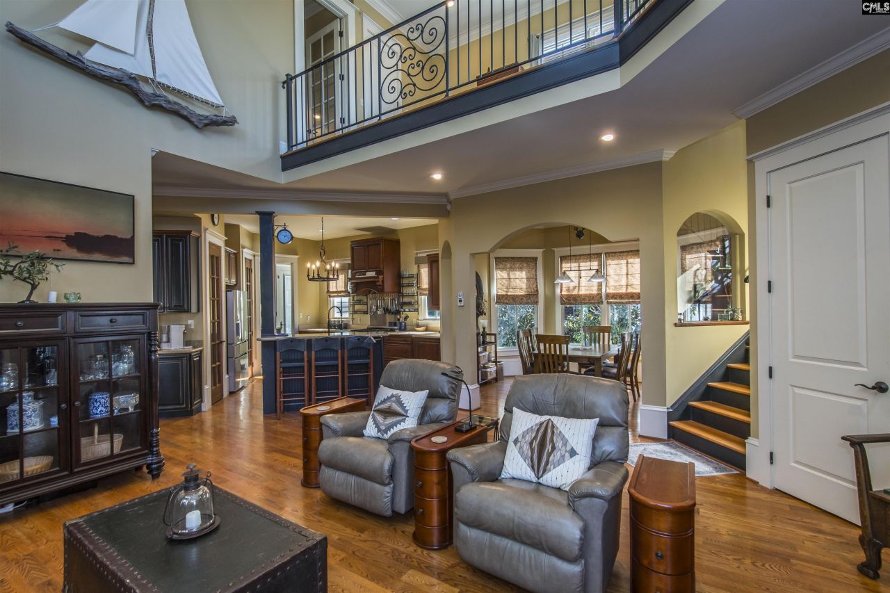 2 Beacon Point Court  Photo 12