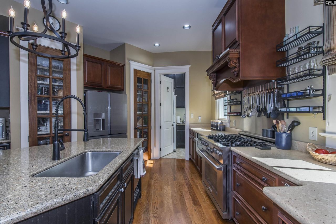 2 Beacon Point Court  Photo 19