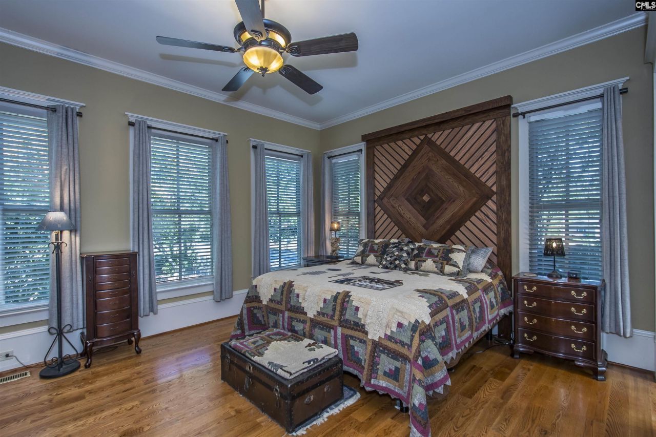 2 Beacon Point Court  Photo 24