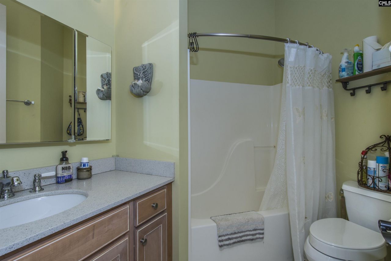 2 Beacon Point Court  Photo 28