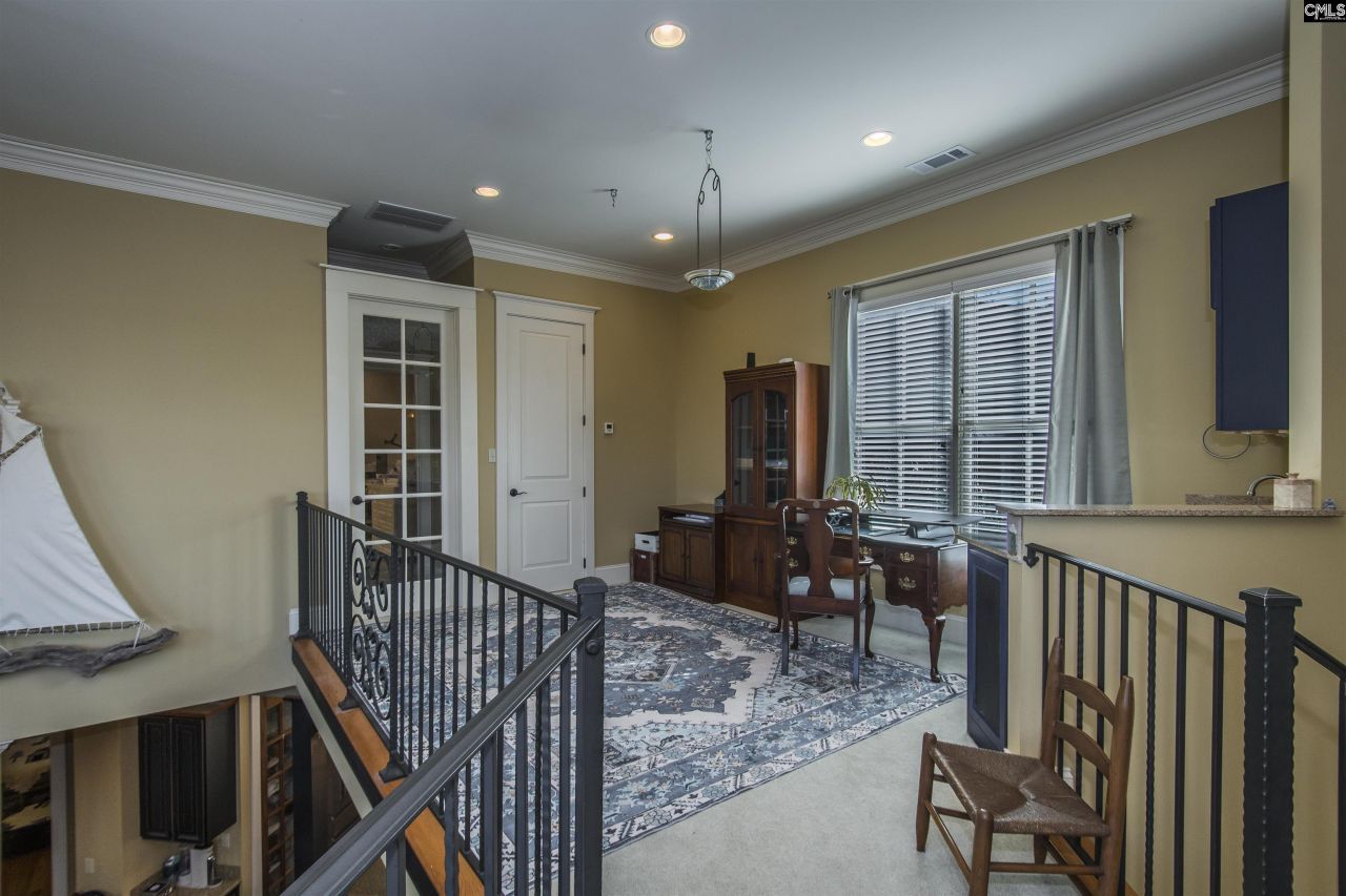 2 Beacon Point Court  Photo 31