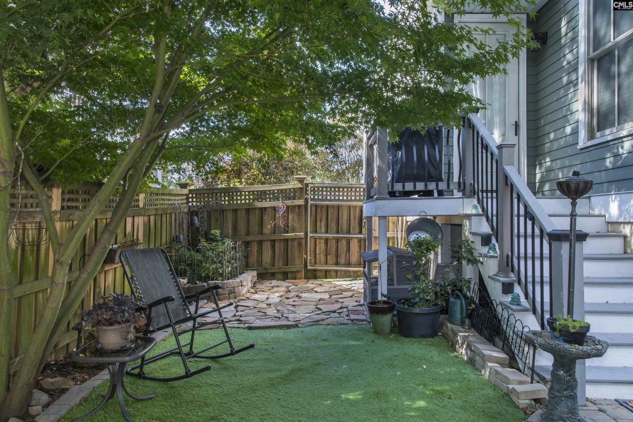 2 Beacon Point Court  Photo 45