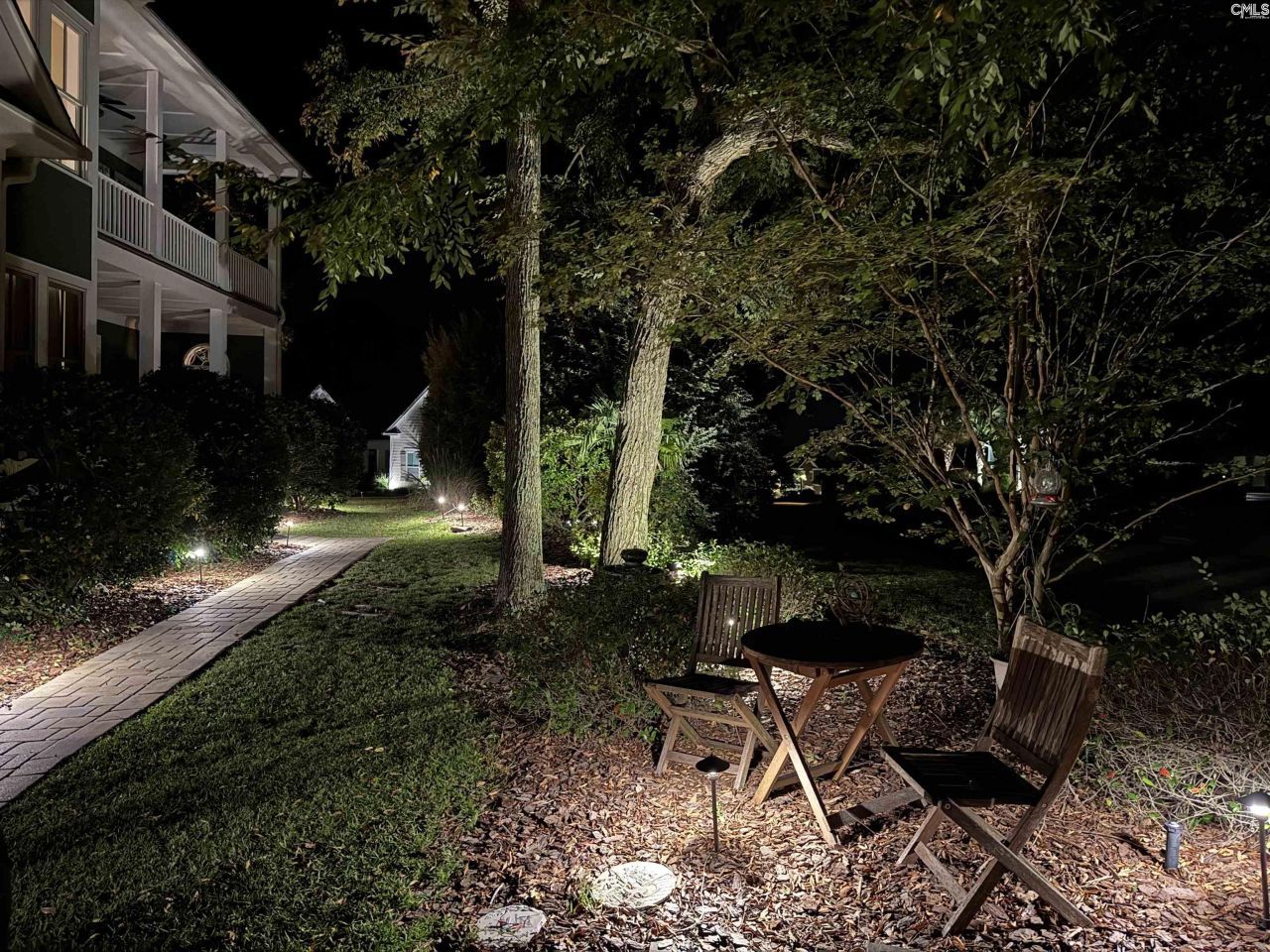 2 Beacon Point Court  Photo 9