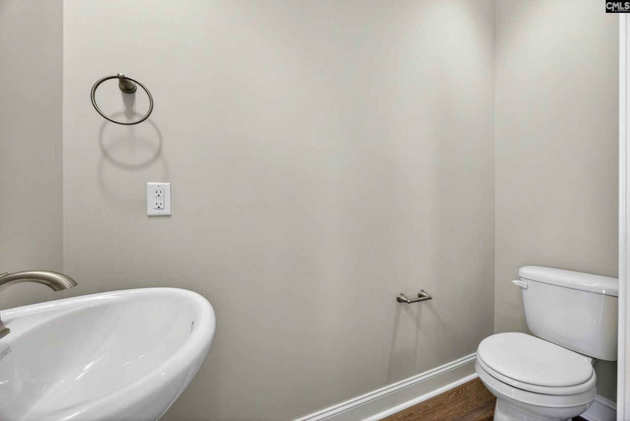 1004 Manarola Road Photo 19