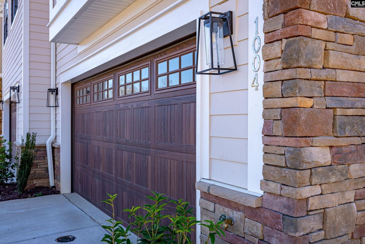 1004 Manarola Road  Photo 4