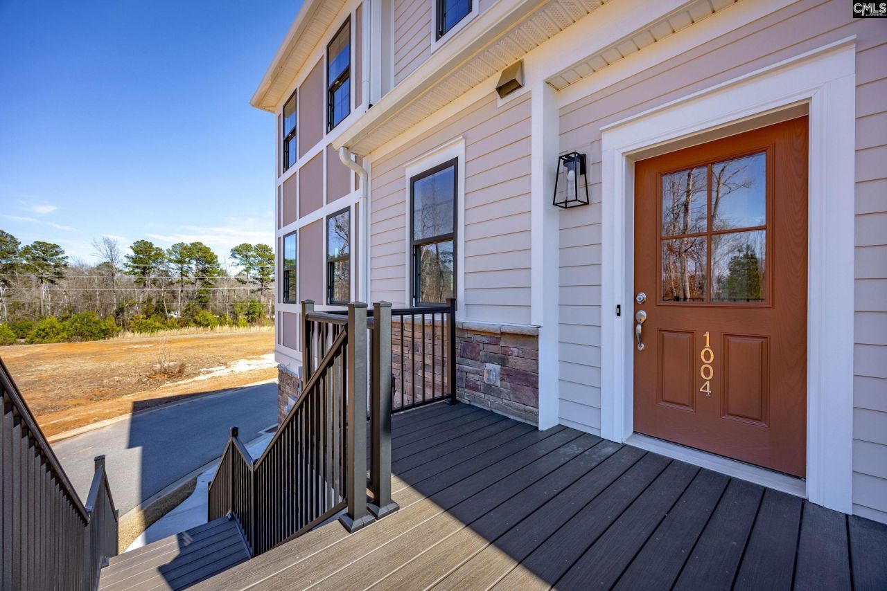 1004 Manarola Road  Photo 5