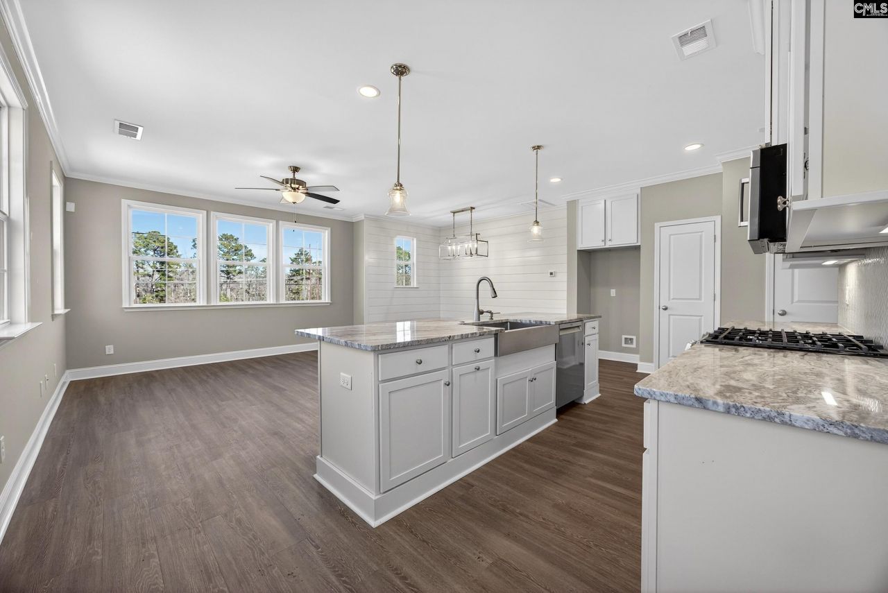 1004 Manarola Road  Photo 8