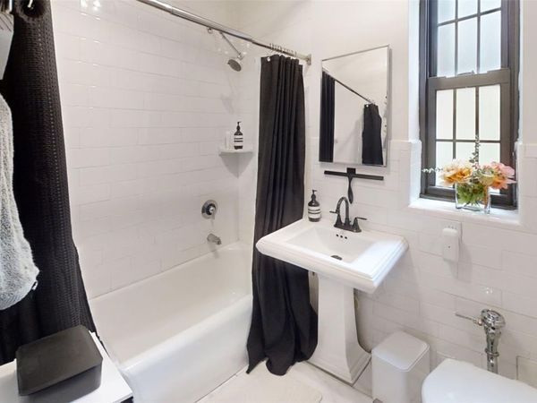 105 Garth Road, Unit 4k, Scarsdale, NY 10583