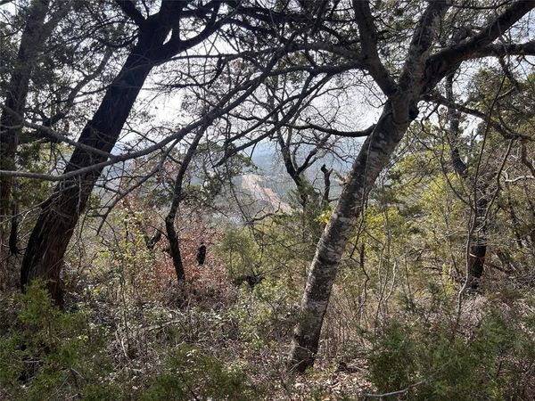 8616 Bluff Ridge TRL, Lago Vista, TX 78645